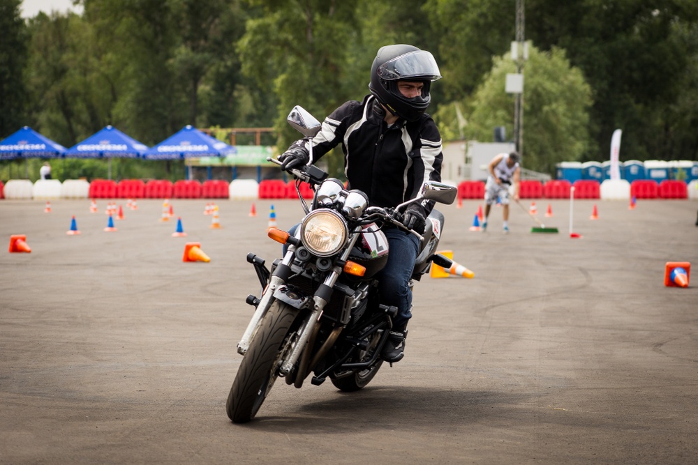 varstma minima permis motocicleta