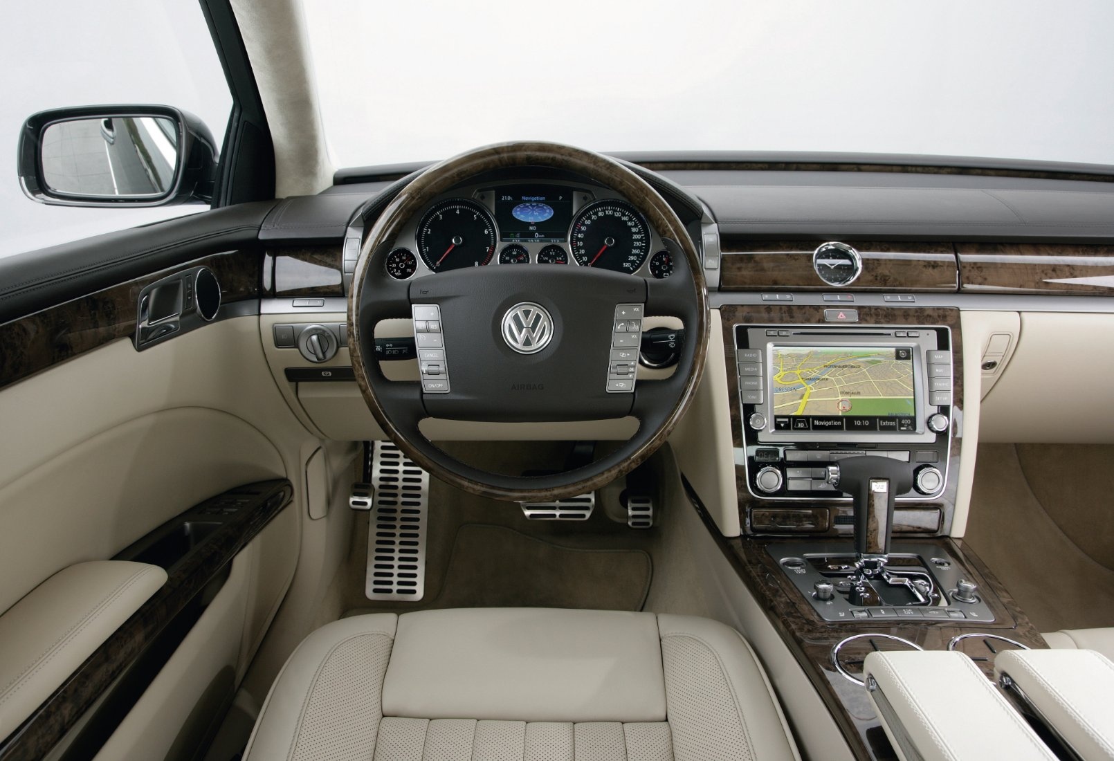 vw phateon interior