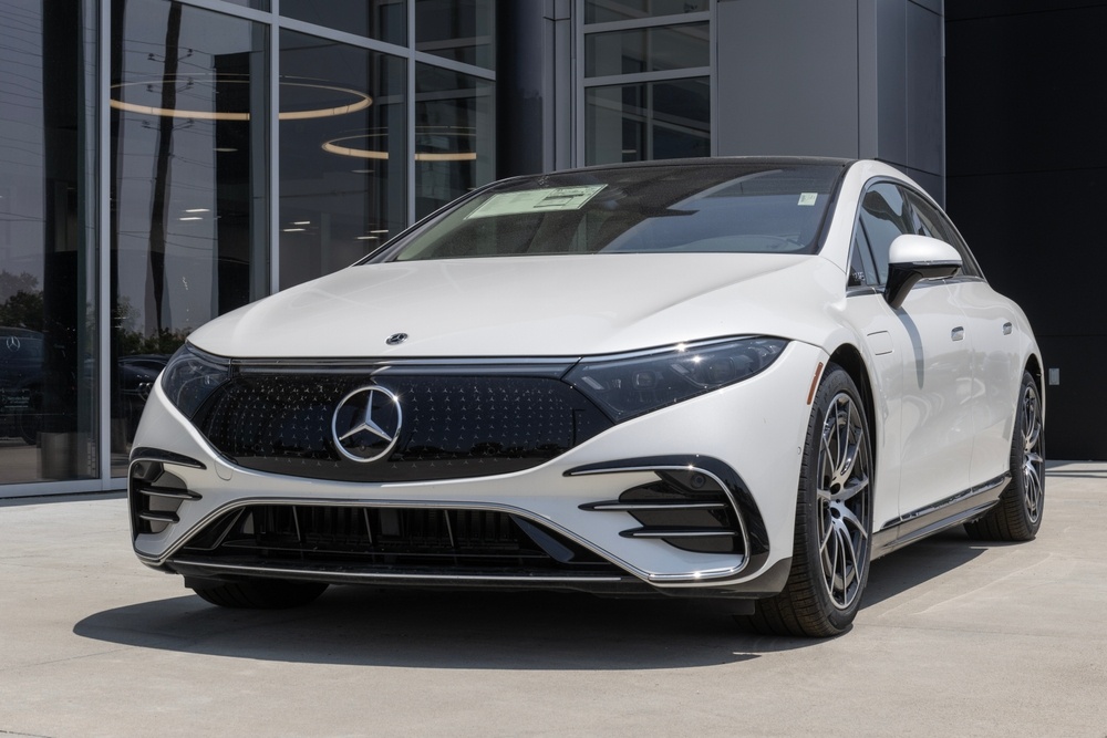 mercedes eqs
