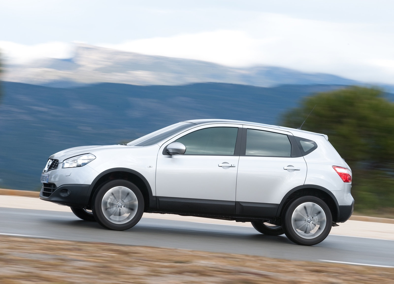 SUV-uri sub 10.000 de euro