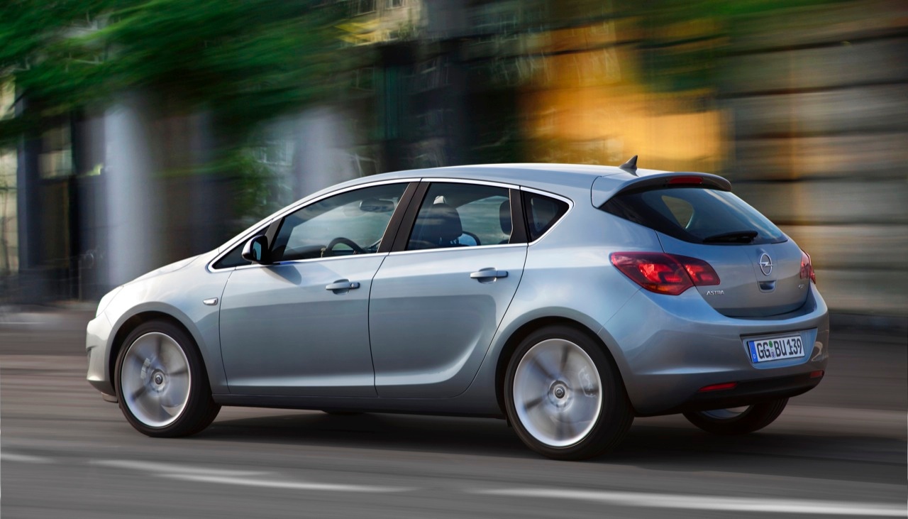 opel astra