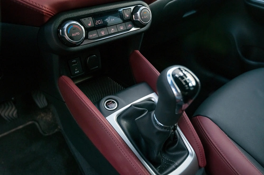 Schimbator viteze cutie manuala