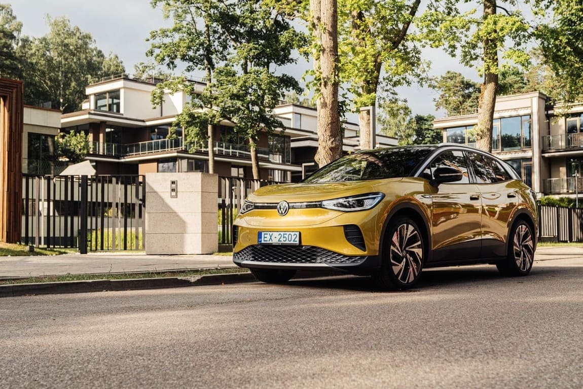 vokswagen id.4 galben