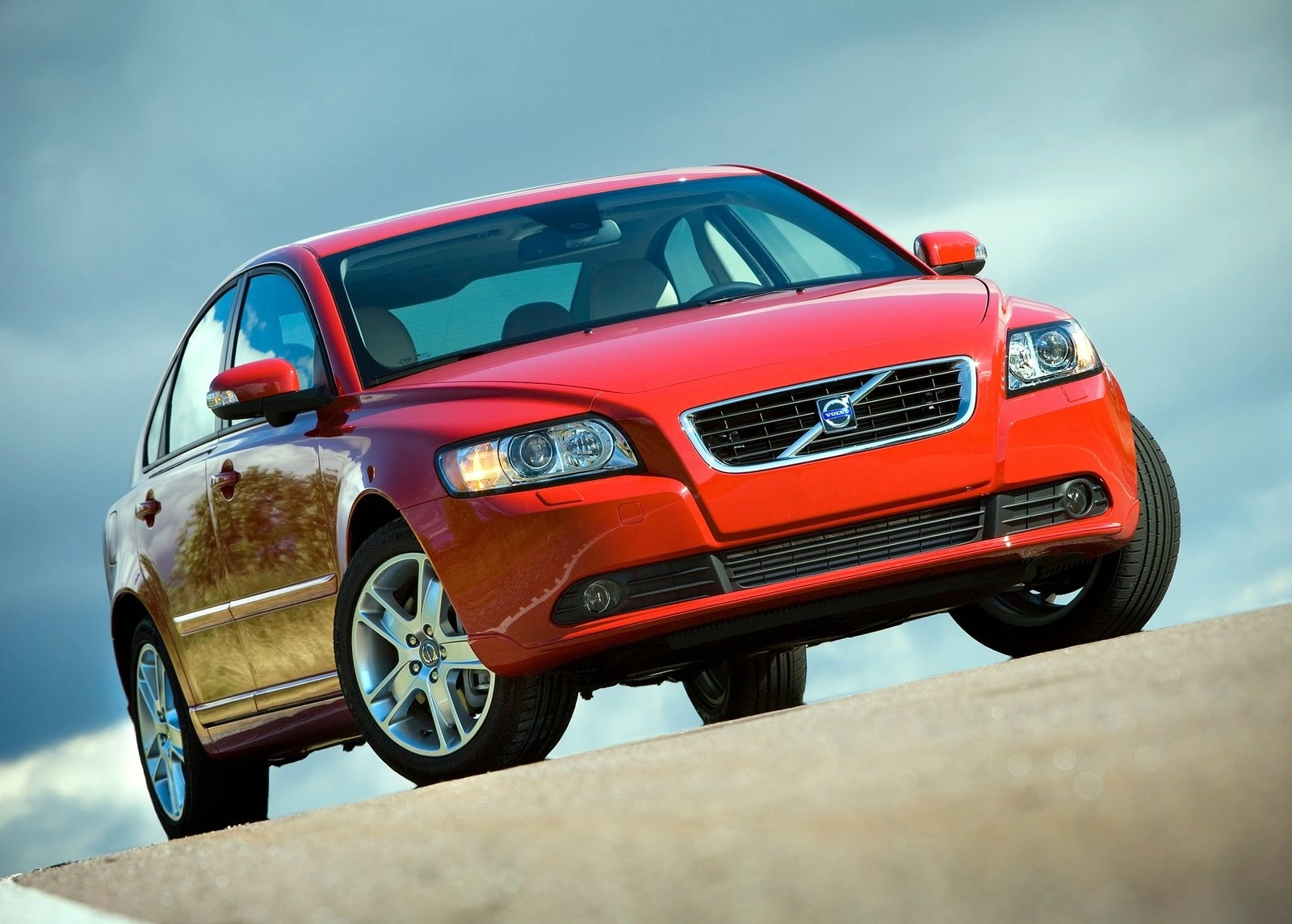 Volvo S40 exterior fata