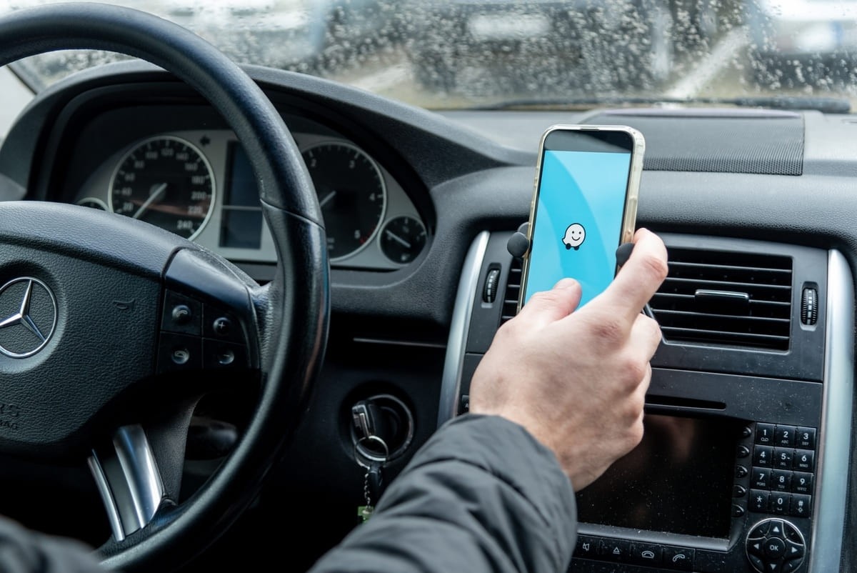 aplicatia waze pentru soferi
