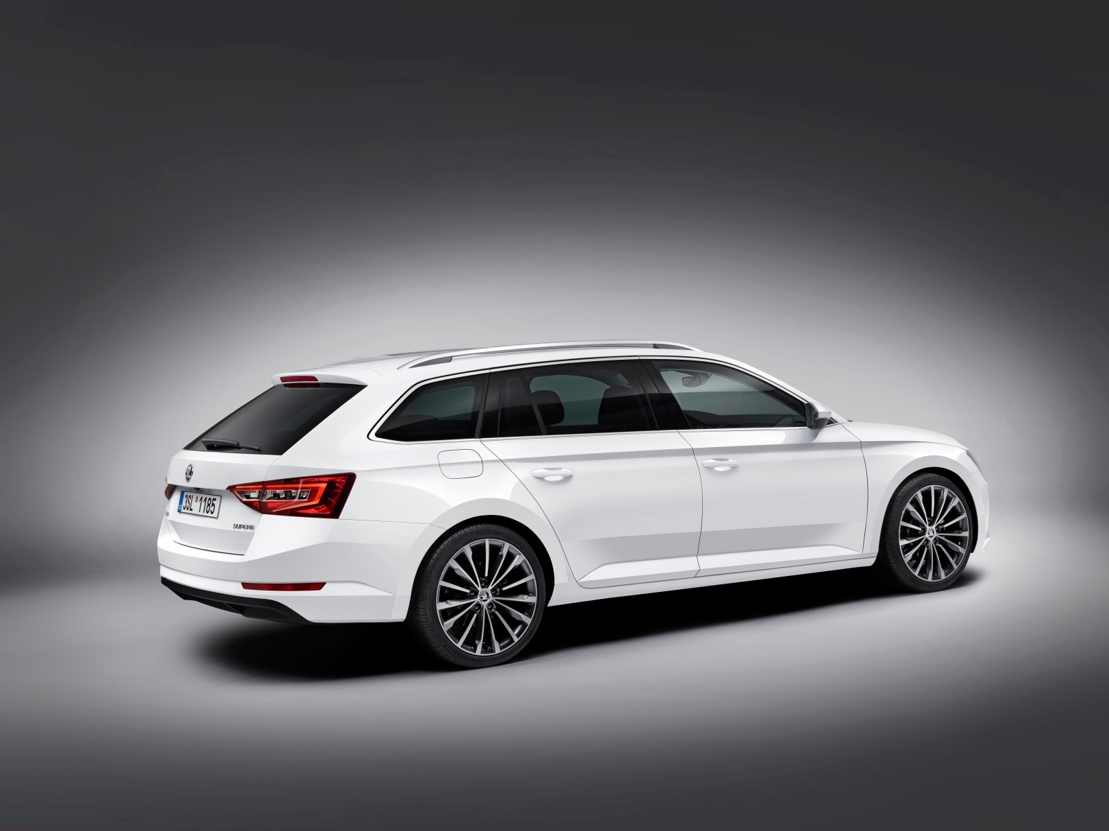 skoda superb combi