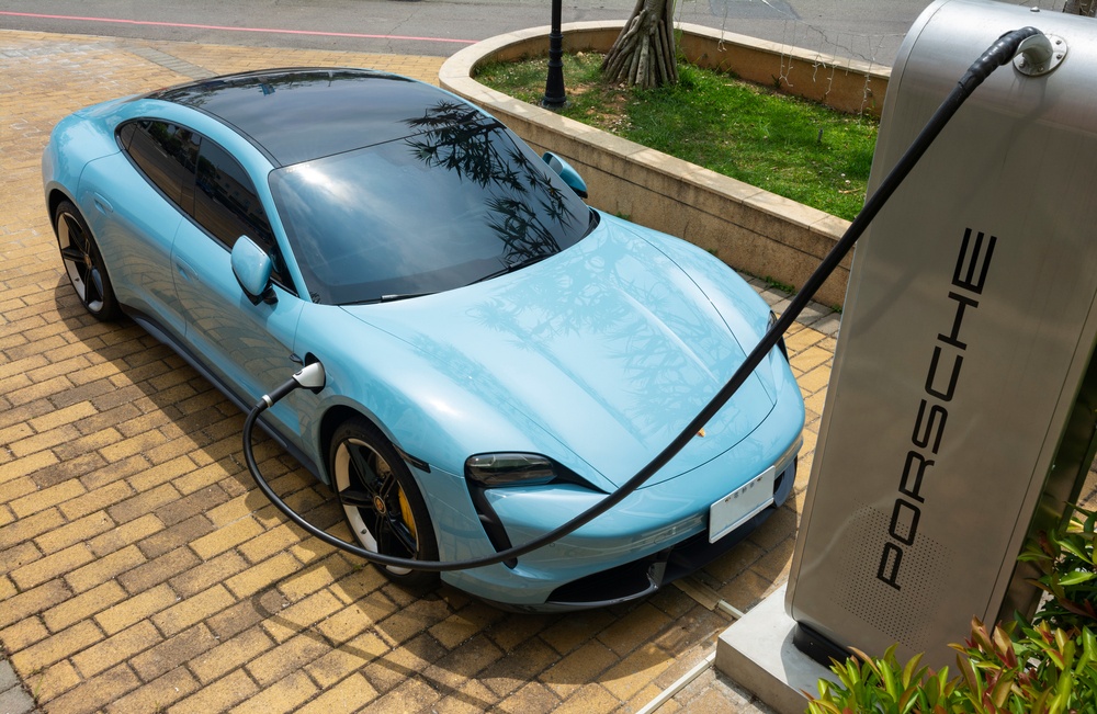porsche taycan