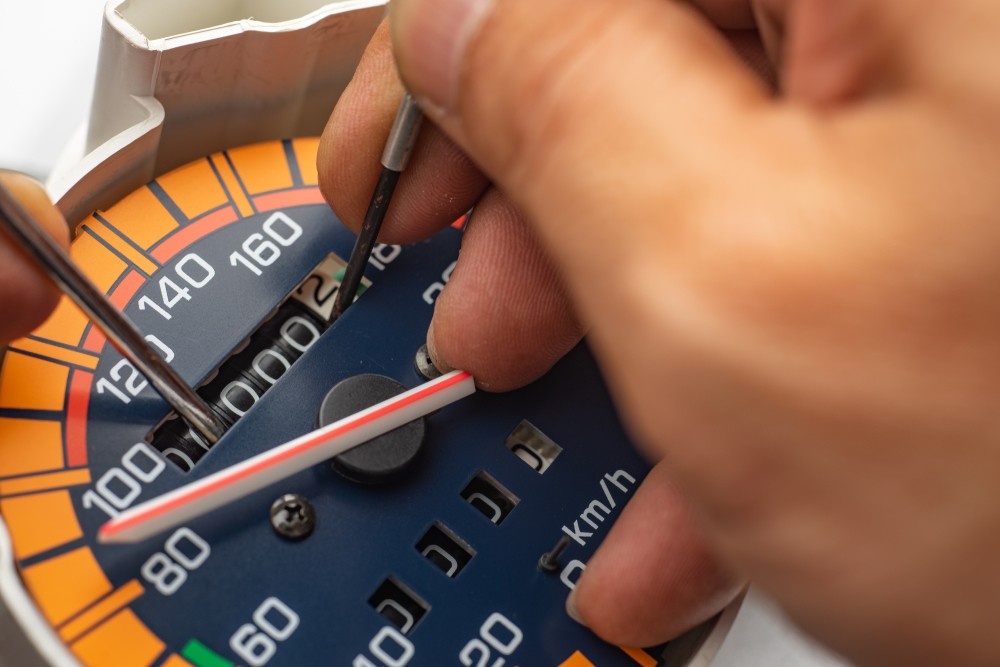 contor de kilometraj modificat