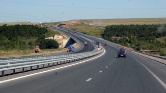 Autostrada Arad-Nădlac și noul punct de trecere al frontierei vor fi finalizate în luna iunie