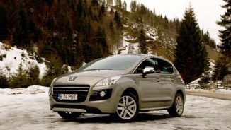 Impresii in urma testului cu Peugeot 3008 Hybrid 4