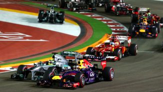 Sebastian Vettel si-a lasat rivalii in bezna