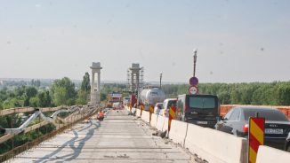 Trafic îngreunat la vama Giurgiu-Ruse din cauza reabilitării podului peste Dunăre