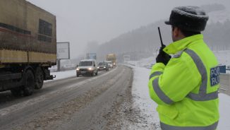 Încep controalele pentru anvelopele de iarnă