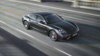 Ai plăti un abonament lunar ca să conduci un Porsche?