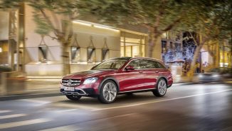 Mercedes-Benz intră pe teritoriul breakurilor cross cu noul model E-Klasse All-Terrain