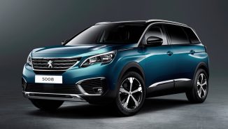 Noul Peugeot 5008 s-a transformat în SUV