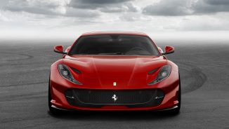 Ferrari 812 Superfast – 800 CP pentru o viteză maximă de peste 340 km/h