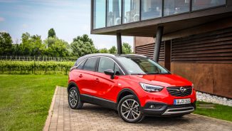 Crossland X, cel mai mic SUV din gama constructorului german Opel, este disponibil în România