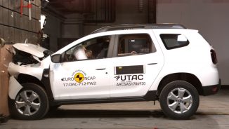 Trei stele la testele EuroNCAP pentru noua generație Dacia Duster