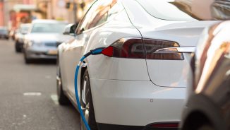Programul Rabla Plus pentru achiziționarea unui vehicul electric sau hibrid plug-in continuă și în 2019
