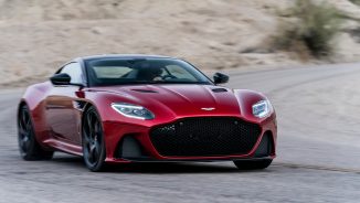 Aston Martin DBS Superleggera este cel mai nou și puternic model produs de către constructorul britanic