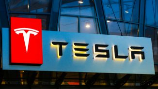 Cu ce noutăți a venit Tesla pe piață și ce trebuie să știi despre noul Cybertruck