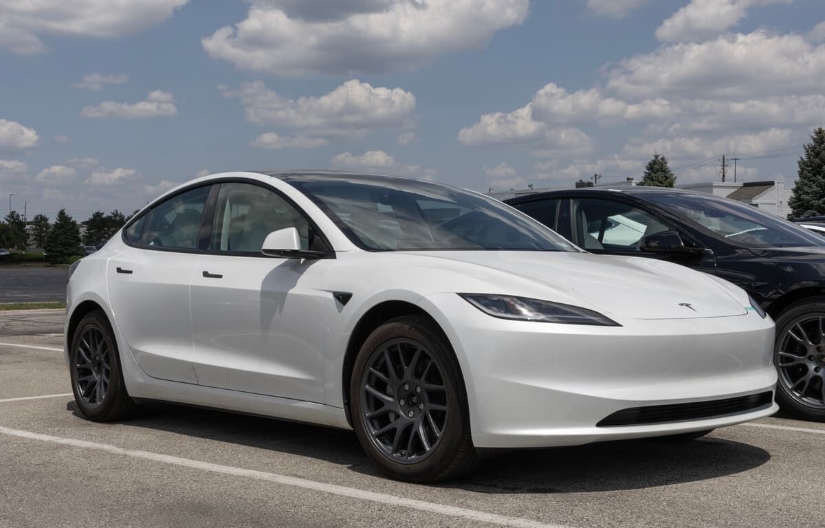 Tesla model 3