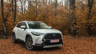 Toyota Corolla CROSS hybrid: Cel mai așteptat SUV compact din clasa sa | Test Drive 2022