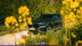 Volkswagen Touareg 3: un clasic la a treia generație