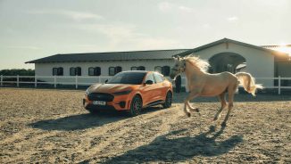 FORD MUSTANG MACH E-GT: mașina sport care spune NU poluării