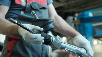 Care este diferența dintre servodirecție electrică și hidraulică